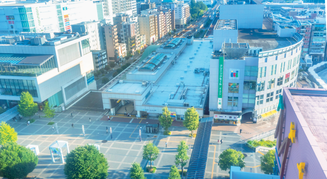 センター北駅前（徒歩16分）